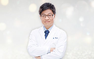 林育弘 院長